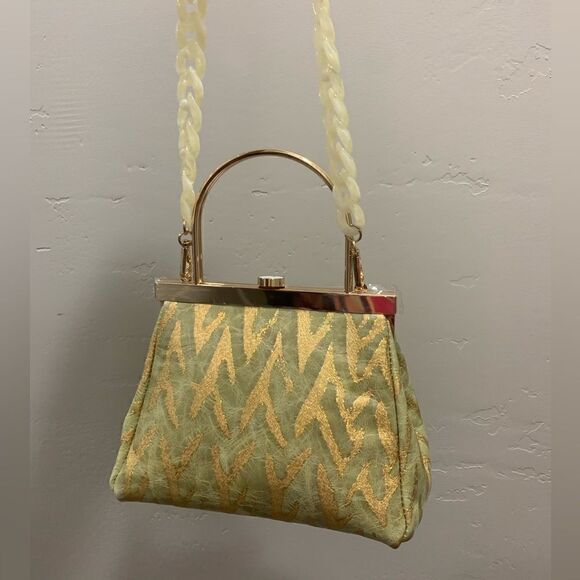 Handmade Genuine Wrinkle Texture Leather  Push-lock
Top Handle Bag & 2 Chains - Picture 10 of 16